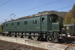 Swiss Ae 4/7 locomotive, showing the prominent housings for the Buchli drives to each axle, which were only fitted to one side