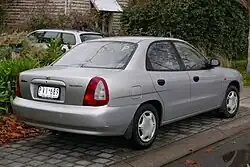 1999 Daewoo Nubira sedan (Australia)