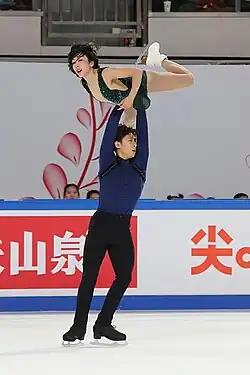 Sui Wenjing and Han Cong at the 2019 Cup of China