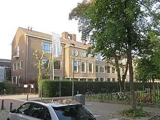 Marnix Gymnasium at Essenburgsingel 58, Rotterdam
