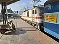 22955 Kutch Express with HOG-equipped Vadodara-based WAP-7 loco