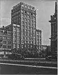 Pre-war image with a part of the Dutch House on the left and a part of the Leipzig Museum of Fine Arts in front, which were both destroyed in World War II