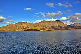 Across Adventfjorden towards Adventtoppen and Hiorthfjellet
