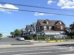 Shingle Style houses on Harris Street