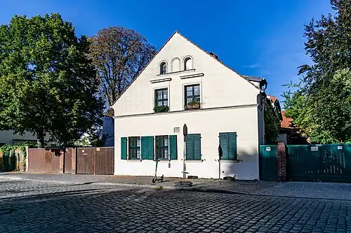 Bohemian house, Richardstraße 80