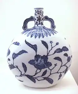 Blue and white jar, Jingdezhen, Ming Yongle (1403–1424)