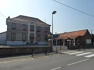 The town hall of Bonningues-lès-Ardres