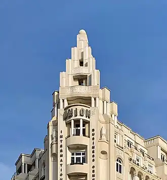 Early - Top of the Union Hotel (Strada Ion Câmpineanu no. 11), Bucharest, by Arghir Culina, 1929-1931[81]