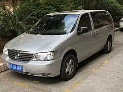 Buick GL8 (2005–2010) front.