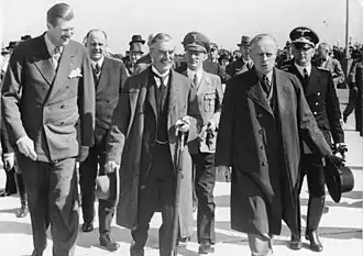Dörnberg, Neville Chamberlain, Karl Fiehler and Joachim von Ribbentrop on 16 September 1938 after Chamberlain had met with Adolf Hitler
