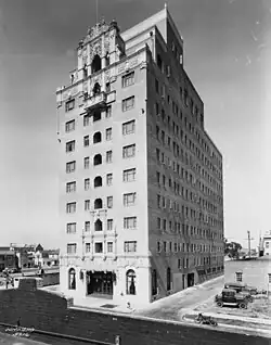 Campbell Apartments, 1928
