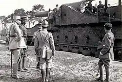 Belgian king Albert I (second on the left) and French general François Anthoine (farthest on the left) inspect an artillery piece near Hoogstade, 5 September 1917