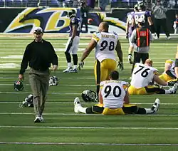 Casey Hampton and Bill Cowher during the warmup