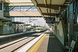 Frankston bound comeng departing chelsea platform 2