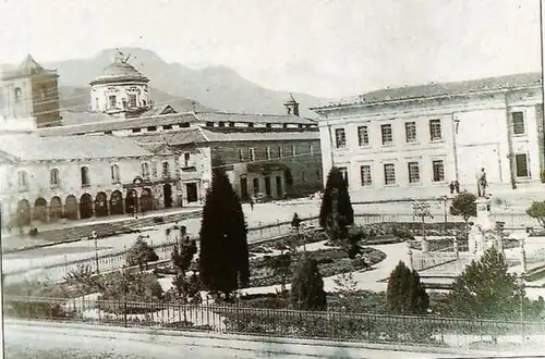 Colegio Mayor de San Bartolomé in 1933.