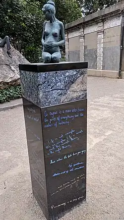 Nude, pregnant Constance