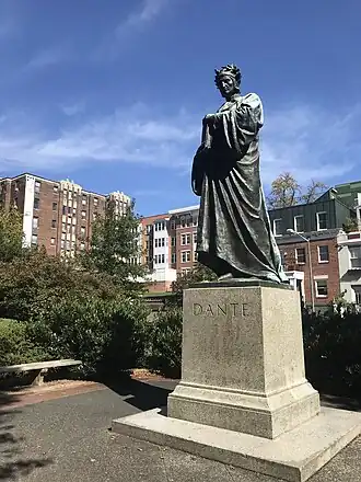 Sculpture of a standing man