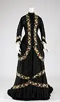 Dinner dress, 1878-79, Metropolitan Museum of Art