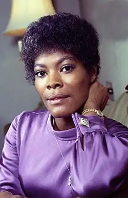 singer Dionne Warwick