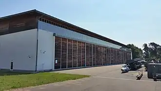 Hangar 8 – depot