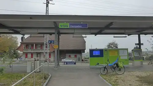Canopy-covered platform