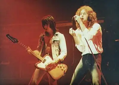 Original MSG vocalist Gary Barden rejoined the band in December 2007.