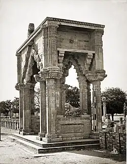 Gate of Teli Temple.