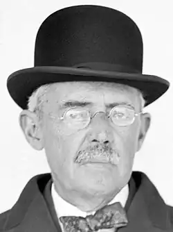 George Beeby 1927 (3x4 crop).jpg