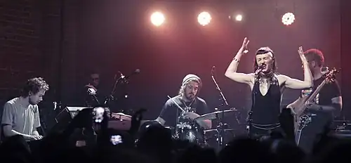 Hiatus Kaiyote performing in 2013