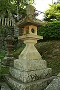 A kaku-dōrō (角灯籠, square lantern)