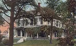 Huggins Hospital in 1916