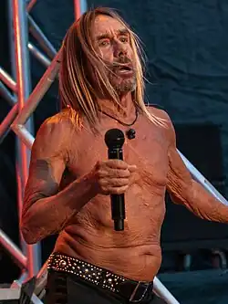 Iggy Pop WOWGoth090818-213 (44961688755) (cropped).jpg