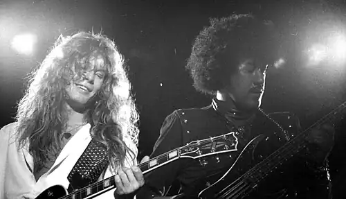John_Sykes_with_Phil_Lynott_Thin_Lizzie.jpg