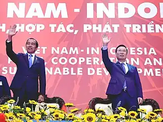 Jokowi with Vietnamese President Võ Văn Thưởng in Hà Nội