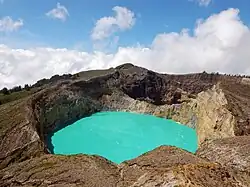 Image 20Mount Kelimutu crater lakes, East Nusa Tenggara (from Tourism in Indonesia)