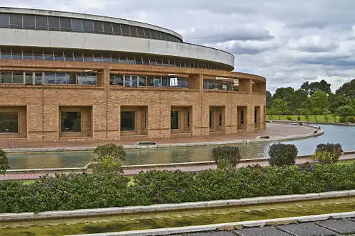 Virgilio Barco Public Library