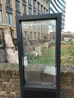 London Roman Wall – Nobel Street New Plaque