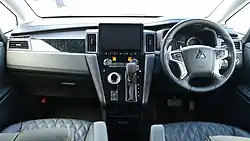 Interior (facelift)