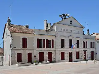 The town hall in Mareuil