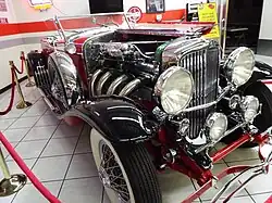 A 1930 convertible Duesenberg "J" Boattail Speedster which once belonged to gangster John Factor, an associate of Al Capone.