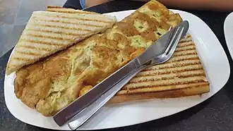 Masala omelette with bread toasties