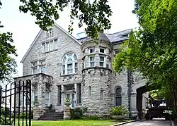 Maverick-Carter House