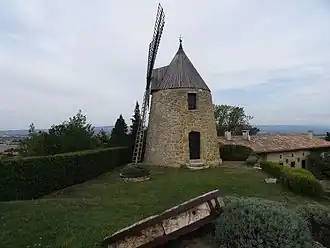 The windmill in Laurabuc
