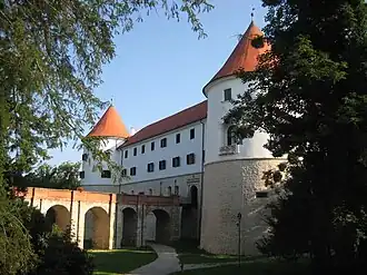 Mokrice Castle