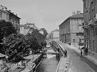 The Cerchia dei Navigli in via Senato, in a photograph from the early 20th century
