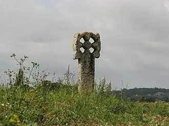 Pierced cross