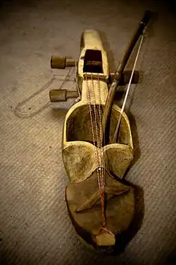 Nepal. Nepali sarangi