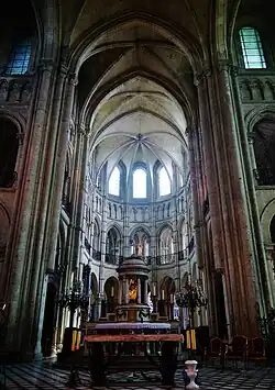 Choir, begun short after 1150, elevation with 4 levels: arcade, tribune, triforium, clerestory