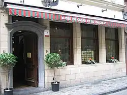 Facade of the De Valck building, the museum's former home