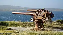 Back of rusted QF 4 inch mk IV gun without a gun shield